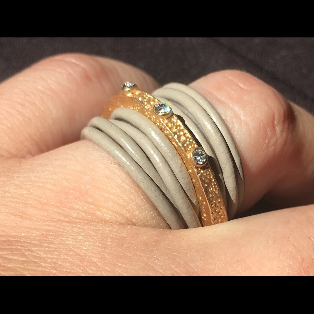 European design ring - Picture 5 of 8